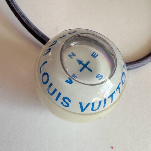 Louis Vuitton Cup 2000 Compass Necklace -Blue - Picture 3 of 13